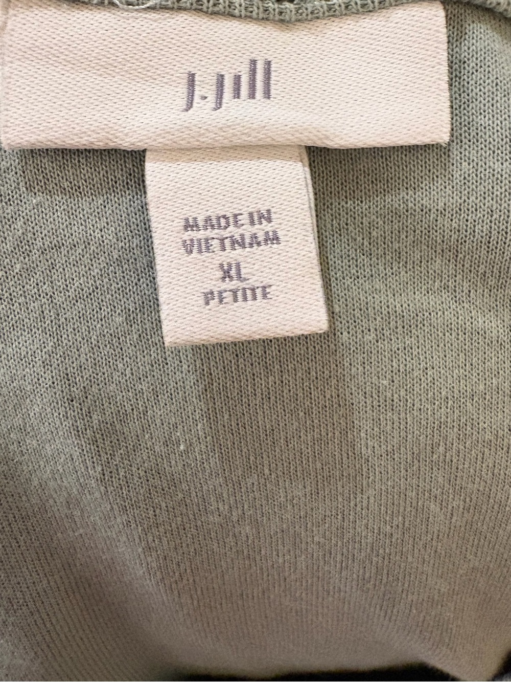 J.Jill Sage Green Waffle Knit V-Neck Pocket Top Women’s Long Sleeve - Picture 3 of 3